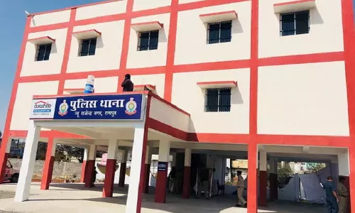 रायपुर : सबको मिले ऐसी पड़ोसन, 13 लोग सुरक्षित
