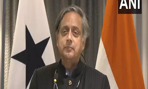 Shashi Tharoor ने आतंकवाद से निपटने के लिए भारत के दृढ़ रुख की पुष्टि की