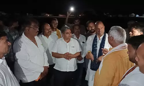 Jaipur: सांसद जोशी सहित मंत्री गौतम दक एवं जवाहर सिंह ने किया कार्यक्रम स्थलों का निरीक्षण Jaipur: सांसद जोशी सहित मंत्री गौतम दक एवं जवाहर सिंह ने किया कार्यक्रम स्थलों का निरीक्षण