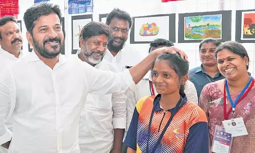 बीआरएस ने केवल सांकेतिक योजनाएं पेश की: CM Revanth Reddy