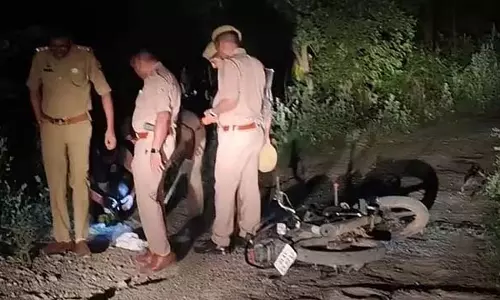 हापुड़ में पुलिस मुठभेड़: लॉरेंस बिश्नोई गैंग का शार्पशूटर मारा गया हापुड़ में पुलिस मुठभेड़: लॉरेंस बिश्नोई गैंग का शार्पशूटर मारा गया