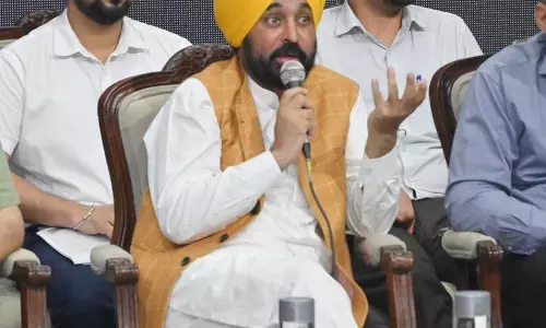 Punjab CM ने कहा, लैंड पूलिंग नीति पर विपक्ष अनावश्यक भय पैदा कर रहा Punjab CM ने कहा, लैंड पूलिंग नीति पर विपक्ष अनावश्यक भय पैदा कर रहा
