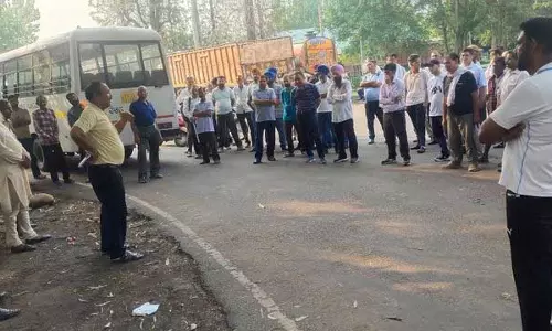 BBMB कर्मचारियों ने भाखड़ा बांध पर CISF की तैनाती का विरोध किया BBMB कर्मचारियों ने भाखड़ा बांध पर CISF की तैनाती का विरोध किया