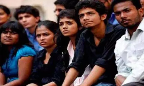 Odisha में सरकारी नौकरी की उम्र सीमा 42 हुई, कैबिनेट ने एआई नीति को दी मंजूरी