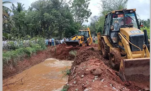 हेमावती एक्सप्रेस लिंक नहर: सोमन्ना ने काम रोकने के लिए मुख्यमंत्री को पत्र लिखा हेमावती एक्सप्रेस लिंक नहर: सोमन्ना ने काम रोकने के लिए मुख्यमंत्री को पत्र लिखा