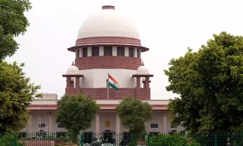 फोन-टैपिंग मामला: सुप्रीम कोर्ट ने पूर्व SIB प्रमुख टी प्रभाकर राव को अंतरिम संरक्षण दिया फोन-टैपिंग मामला: सुप्रीम कोर्ट ने पूर्व SIB प्रमुख टी प्रभाकर राव को अंतरिम संरक्षण दिया