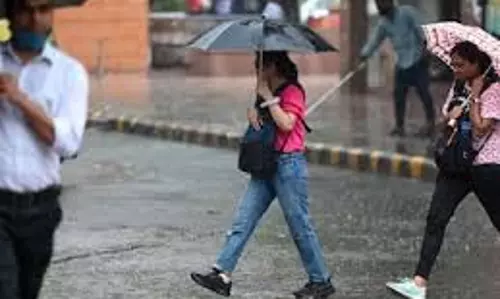 बारिश के कारण गुरुवार को Kerala के 6 जिलों में शैक्षणिक संस्थान बंद रहेंगे बारिश के कारण गुरुवार को Kerala के 6 जिलों में शैक्षणिक संस्थान बंद रहेंगे