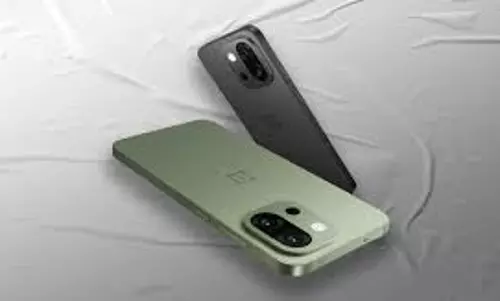 OnePlus 13s में आएगी Plus Key, AI से होंगे स्मार्ट फीचर्स कंट्रोल OnePlus 13s में आएगी Plus Key, AI से होंगे स्मार्ट फीचर्स कंट्रोल