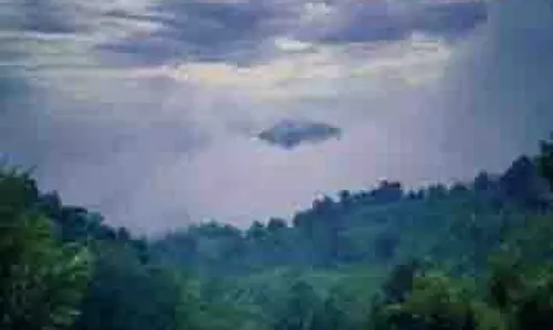 भारी बारिश के कारण भूस्खलन के कारण Nilgiri, कोयंबटूर घाट क्षेत्रों में रेड अलर्ट