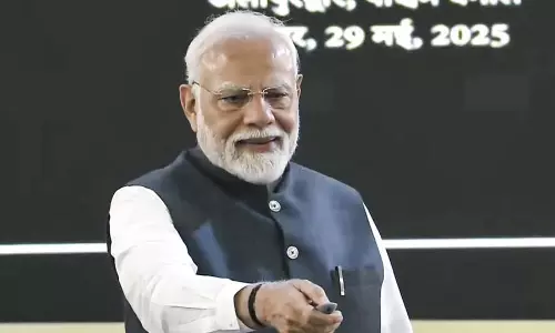PM मोदी के बंगाल दौरे पर तृणमूल कांग्रेस का आरोप, केंद्र ने राज्य के लिए फंड रोक रखा