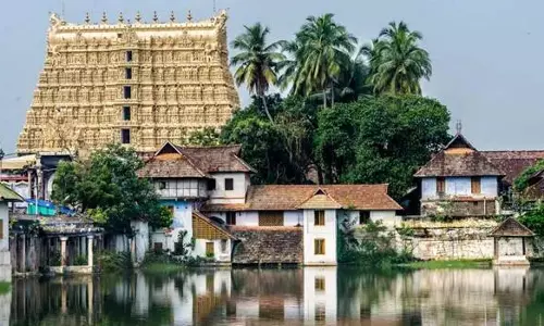 Kerala: पद्मनाभस्वामी मंदिर के ऊपर ड्रोन उड़ाने पर कोरियाई महिला पर जांच शुरू