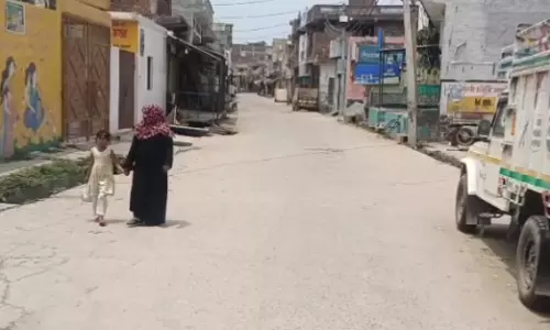 Ghaziabad में कानून व्यवस्था पर हमला, सिपाही की हत्या के बाद गांव में छाया सन्नाटा Ghaziabad में कानून व्यवस्था पर हमला, सिपाही की हत्या के बाद गांव में छाया सन्नाटा