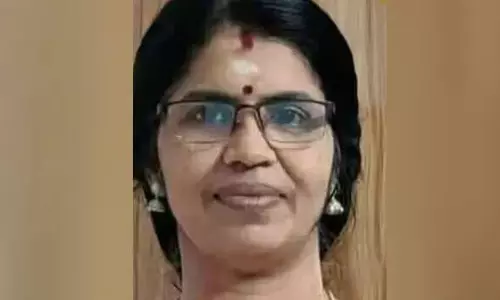 Kerala: तिरुवनंतपुरम में क्लास लेते समय शिक्षक की गिरकर मौत हो गई