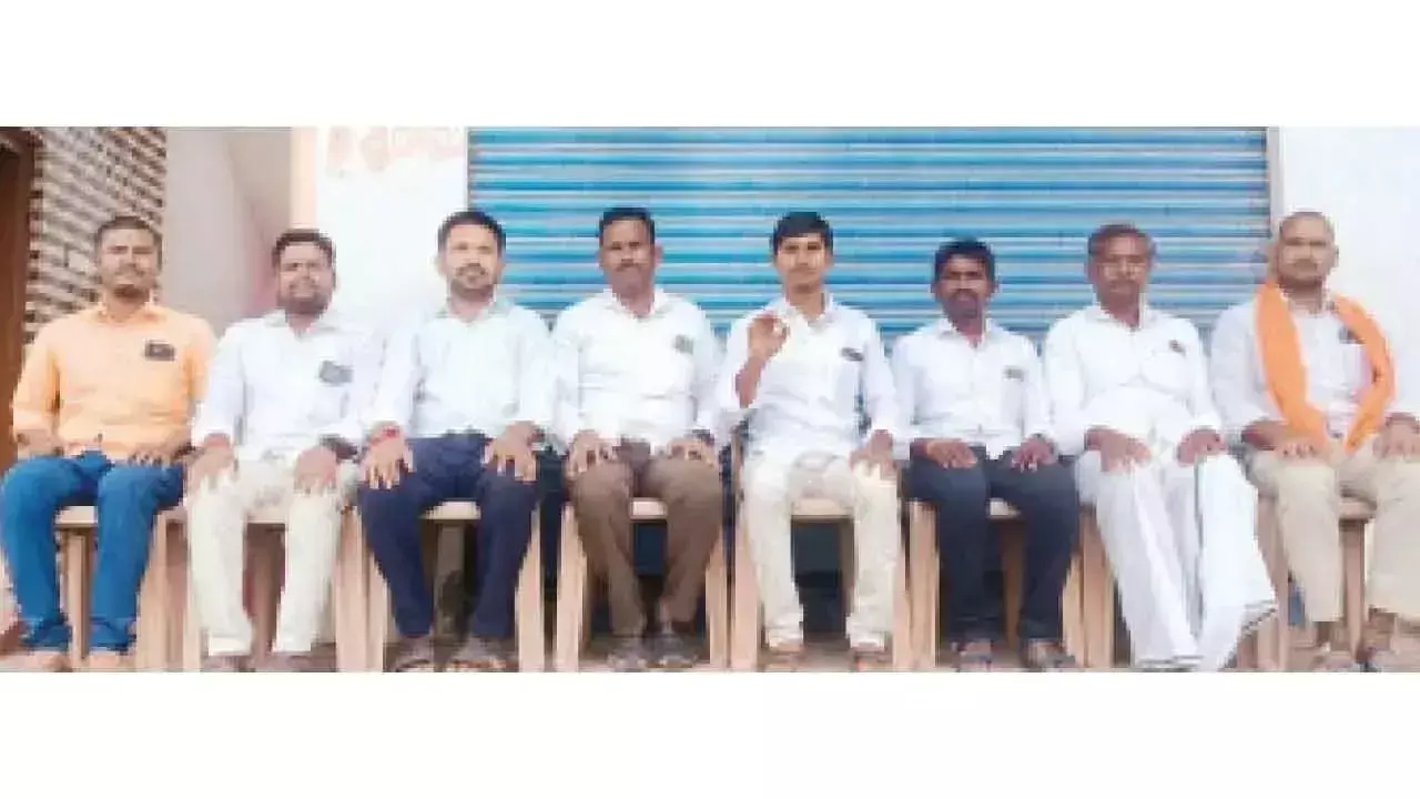 Telangana: कपास किसान बीज कंपनियों के खिलाफ बड़े पैमाने पर विरोध प्रदर्शन करेंगे Telangana: कपास किसान बीज कंपनियों के खिलाफ बड़े पैमाने पर विरोध प्रदर्शन करेंगे