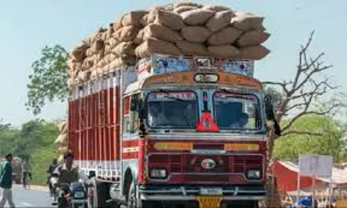 Meghalaya-Mizoram में FCI ट्रकों पर ओवरलोडिंग का आरोप, जांच शुरू