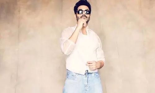 Aparshakti Khurana ने ज़रूर के एक साल बाद भावपूर्ण नया सिंगल लफ़ज़ान रिलीज़ किया