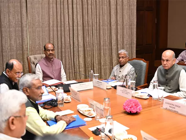 3 जून को Brazil में होने वाले ब्रिक्स फोरम में भारतीय प्रतिनिधिमंडल का नेतृत्व करेंगे स्पीकर ओम बिरला 3 जून को Brazil में होने वाले ब्रिक्स फोरम में भारतीय प्रतिनिधिमंडल का नेतृत्व करेंगे स्पीकर ओम बिरला