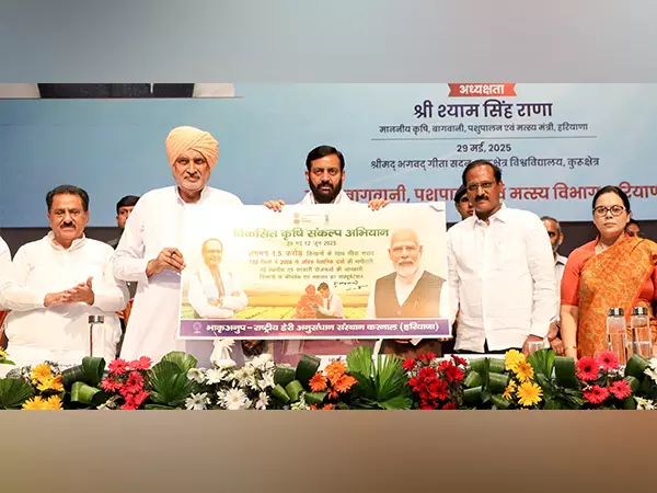 Haryana CM ने कहा- किसानों की दुर्दशा के पीछे 55 साल का कांग्रेसी कुशासन है Haryana CM ने कहा- किसानों की दुर्दशा के पीछे 55 साल का कांग्रेसी कुशासन है