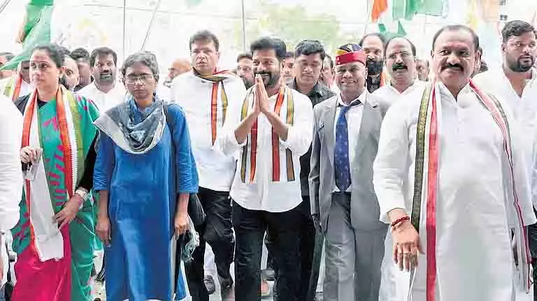 पाकिस्तान के साथ संघर्ष में हमने कितने राफेल खोये: CM रेवंत ने PM मोदी से पूछा पाकिस्तान के साथ संघर्ष में हमने कितने राफेल खोये: CM रेवंत ने PM मोदी से पूछा