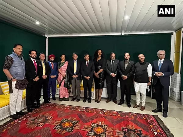 सर्वदलीय प्रतिनिधिमंडल ने South Africa में वार्ता की, आतंकवाद पर नए सामान्य पर जोर दिया सर्वदलीय प्रतिनिधिमंडल ने South Africa में वार्ता की, आतंकवाद पर नए सामान्य पर जोर दिया