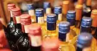 Punjab : अवैध शराब तस्करी का भंडाफोड़, सरकार ने माफिया को दी कड़ी चेतावनी Punjab : अवैध शराब तस्करी का भंडाफोड़, सरकार ने माफिया को दी कड़ी चेतावनी