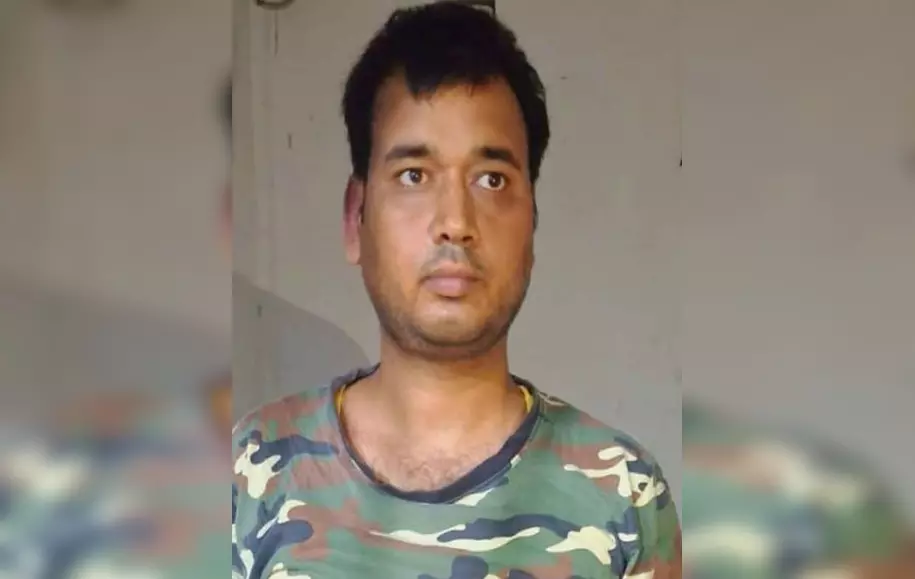 पीएम मोदी को जान से मारने की धमकी देने वाला गिरफ्तार पीएम मोदी को जान से मारने की धमकी देने वाला गिरफ्तार
