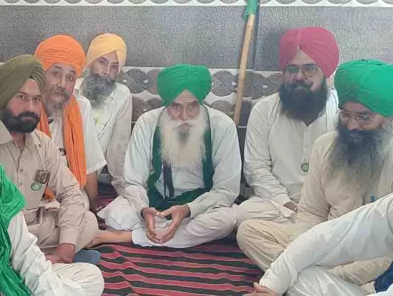 बठिंडा ड्रेन पाइपलाइन विवाद को लेकर सात किसान Muktsar जेल में भूख हड़ताल पर बठिंडा ड्रेन पाइपलाइन विवाद को लेकर सात किसान Muktsar जेल में भूख हड़ताल पर