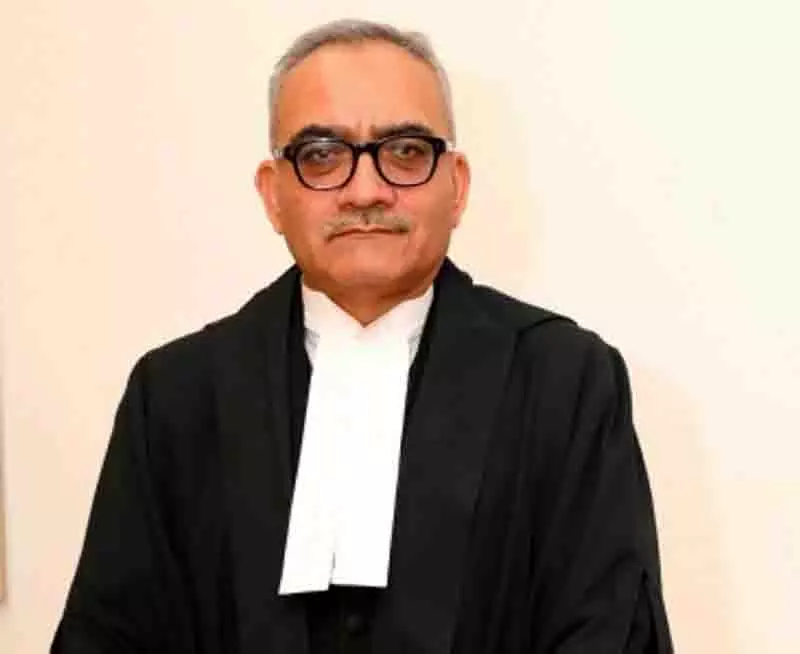 न्यायमूर्ति सुरेश्वर ठाकुर को पंजाब राज्य NRI आयोग का अध्यक्ष नियुक्त किया गया न्यायमूर्ति सुरेश्वर ठाकुर को पंजाब राज्य NRI आयोग का अध्यक्ष नियुक्त किया गया