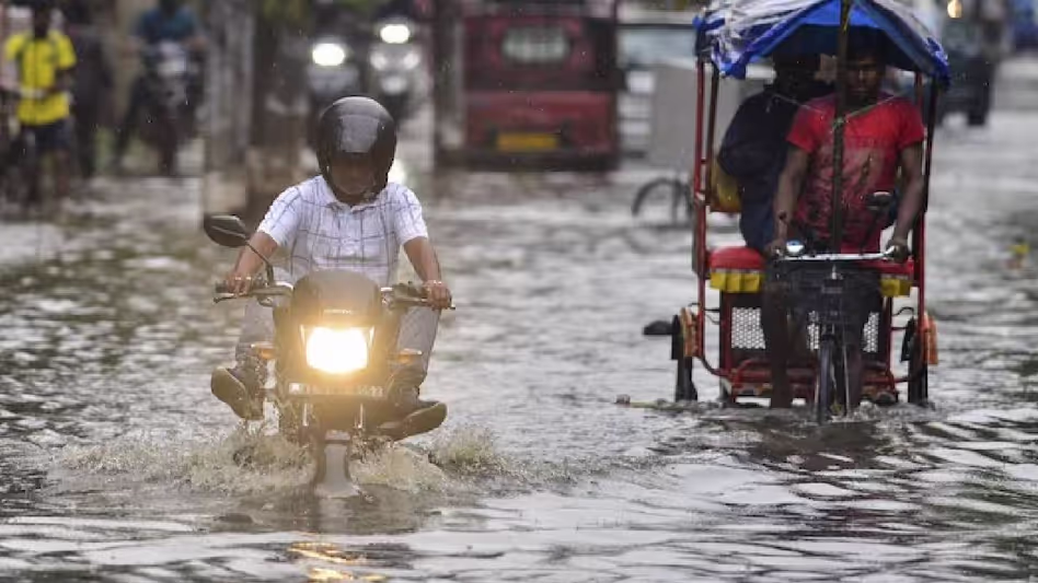 Assam में अगले 72 घंटों तक भारी बारिश की संभावना Assam में अगले 72 घंटों तक भारी बारिश की संभावना