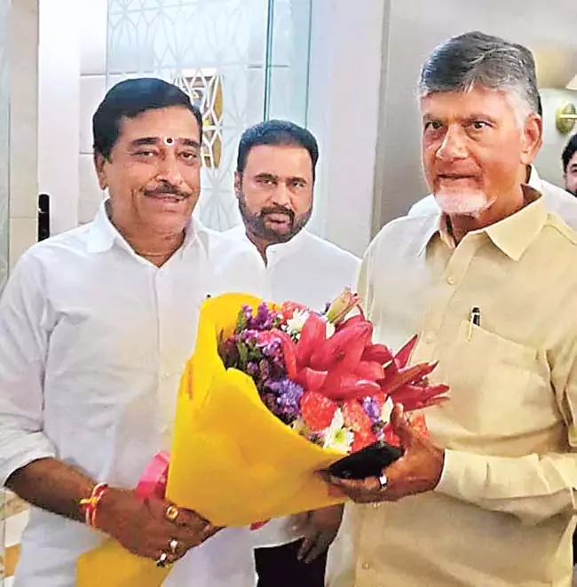 Andhra : चंद्रबाबू आज CII सम्मेलन में भाग लेंगे Andhra : चंद्रबाबू आज CII सम्मेलन में भाग लेंगे