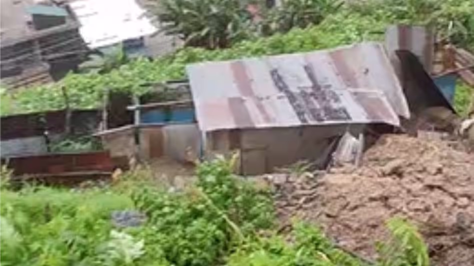 Tripura के सीएम ने सतर्कता बरतने के निर्देश दिए Tripura के सीएम ने सतर्कता बरतने के निर्देश दिए