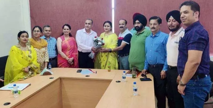 JBSA ने जेयू में पुस्तक खरीद पर चिंता व्यक्त की, पारदर्शिता की मांग की JBSA ने जेयू में पुस्तक खरीद पर चिंता व्यक्त की, पारदर्शिता की मांग की