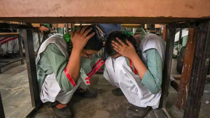 Jammu: दूसरा सिविल डिफेंस मॉक ड्रिल ‘ऑपरेशन शील्ड’ अब 31 मई को Jammu: दूसरा सिविल डिफेंस मॉक ड्रिल ‘ऑपरेशन शील्ड’ अब 31 मई को