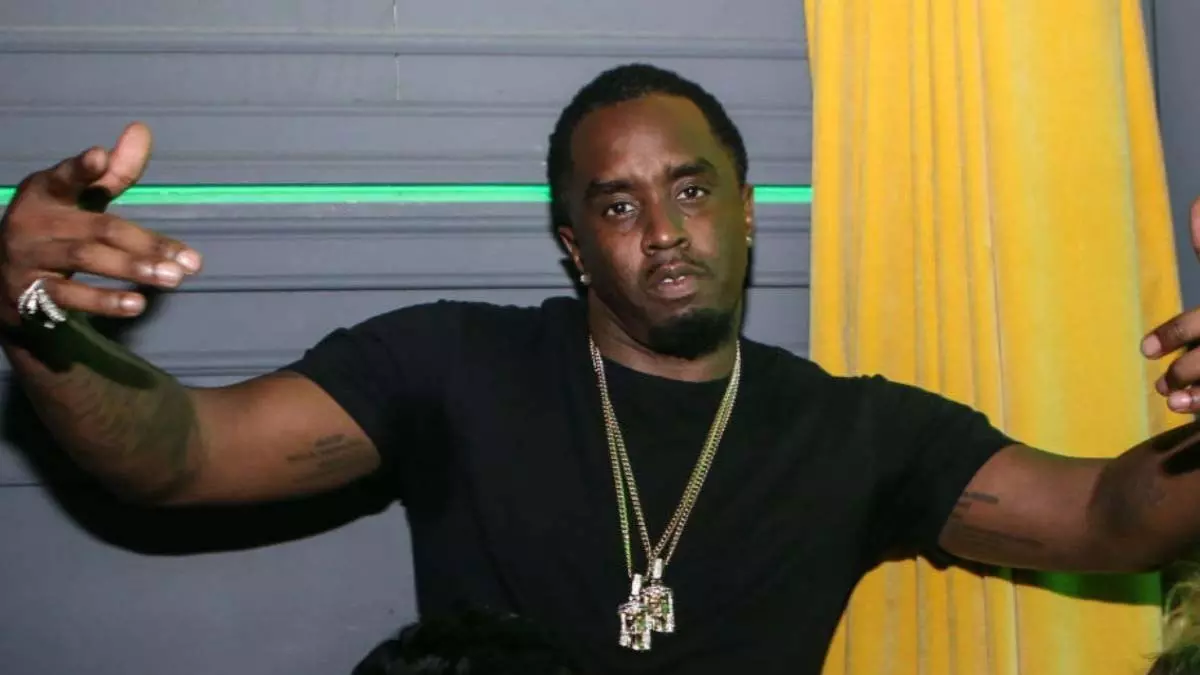 Diddy ट्रायल का 13वां दिन: पीड़िता 4 मिया ने मौत की धमकियों का आरोप लगाया, भावनात्मक गवाही में रात के आतंक को याद किया Diddy ट्रायल का 13वां दिन: पीड़िता 4 मिया ने मौत की धमकियों का आरोप लगाया, भावनात्मक गवाही में रात के आतंक को याद किया