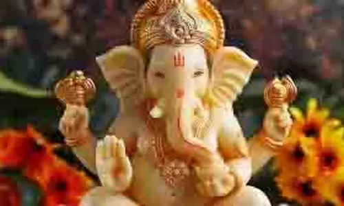 Vinayak Chaturthi 2025: ज्येष्ठ मास की विनायक चतुर्थी आज है... इस कथा को पढ़ने से बप्पा करेंगे आपकी सारी बाधाएं दूर Vinayak Chaturthi 2025: ज्येष्ठ मास की विनायक चतुर्थी आज है... इस कथा को पढ़ने से बप्पा करेंगे आपकी सारी बाधाएं दूर