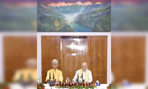 अमित शाह ने सुरक्षाबलों को शांतिपूर्ण अमरनाथ यात्रा सुनिश्चित करने के साथ आतंकवाद के खिलाफ सख्त रुख अपनाने के दिए निर्देश