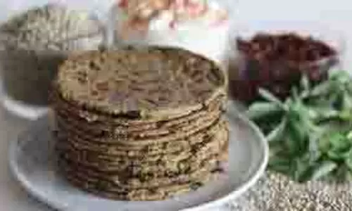 Breakfast: वजन कम करने के लिए नाश्ते में बनाएं टेस्टी ओट्स थेपला