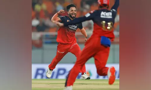 आरसीबी को IPL 2025 के फाइनल में पहुंचाने के बाद सुयश शर्मा ने अपनी भूमिका बताई आरसीबी को IPL 2025 के फाइनल में पहुंचाने के बाद सुयश शर्मा ने अपनी भूमिका बताई