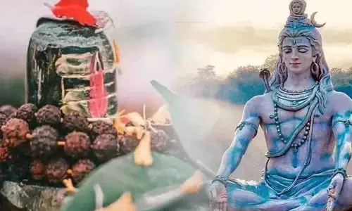 Ravi Pradosh Vrat 2025: जानिए कब है 2025 का रवि प्रदोष व्रत और इसके खास योग