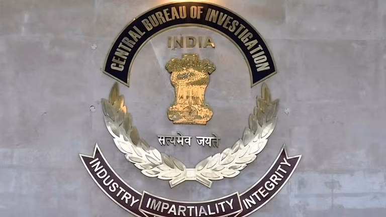 Odisha: सीबीआई ने ओडिशा में रिश्वत लेने के आरोप में ईडी अधिकारी को हिरासत में लिया Odisha: सीबीआई ने ओडिशा में रिश्वत लेने के आरोप में ईडी अधिकारी को हिरासत में लिया