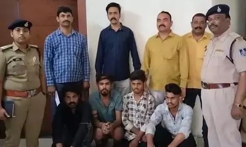 Indore : कर्ज चुकाने के लिए अपहरण का नाटक करने वाले युवक और उसके दोस्त गिरफ्तार