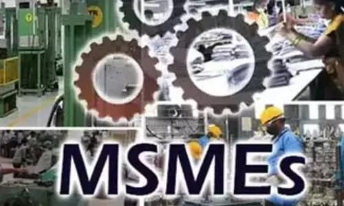 MSME रैंप योजना से प्रशिक्षित कश्मीरी कारीगर अब बाजार के लिए तैयार MSME रैंप योजना से प्रशिक्षित कश्मीरी कारीगर अब बाजार के लिए तैयार