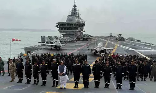 ऑपरेशन सिंदूर: नौसेना के जाबांजों से मिले रक्षा मंत्री, नया खुलासा किया ऑपरेशन सिंदूर: नौसेना के जाबांजों से मिले रक्षा मंत्री, नया खुलासा किया