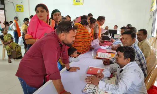 सामुदायिक भवन गुरूद्वारा देवपुरी में लगा समाधान शिविर सामुदायिक भवन गुरूद्वारा देवपुरी में लगा समाधान शिविर