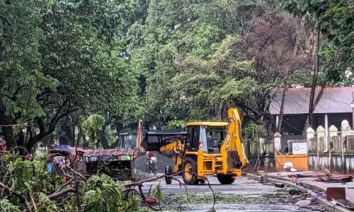 IPSCDL ने ताड़ माड़ सड़क को पूरा करने के लिए अदालत की समय सीमा चूक दी IPSCDL ने ताड़ माड़ सड़क को पूरा करने के लिए अदालत की समय सीमा चूक दी