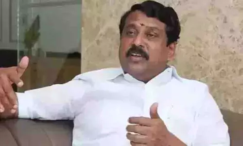 भाजपा ने प्रस्तावित बस किराया वृद्धि को लेकर DMK सरकार की आलोचना की भाजपा ने प्रस्तावित बस किराया वृद्धि को लेकर DMK सरकार की आलोचना की