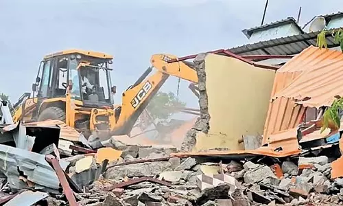 Belgaum : लोकेश्वर स्वामीजी के खिलाफ अपहरण-बलात्कार का मामला दर्ज; राम मंदिर मठ ध्वस्त