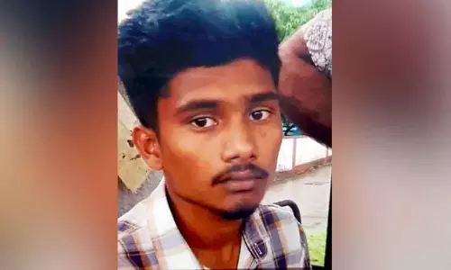 Kerala : पांच किलो गांजा के साथ ओडिशा निवासी गिरफ्तार Kerala : पांच किलो गांजा के साथ ओडिशा निवासी गिरफ्तार