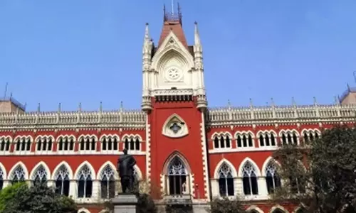 दो सरकारी डॉक्टरों ने मनमाने पोस्टिंग को चुनौती देते हुए कलकत्ता हाईकोर्ट का दरवाजा खटखटाया दो सरकारी डॉक्टरों ने मनमाने पोस्टिंग को चुनौती देते हुए कलकत्ता हाईकोर्ट का दरवाजा खटखटाया
