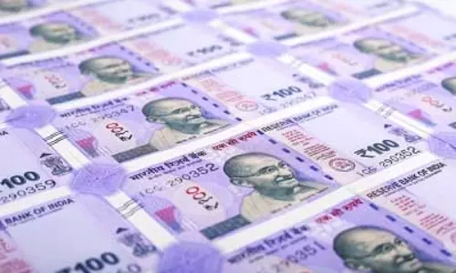 वित्त वर्ष 2025 में भारत की घरेलू बचत बढ़कर 22 लाख करोड़ रुपए होने का अनुमान: रिपोर्ट वित्त वर्ष 2025 में भारत की घरेलू बचत बढ़कर 22 लाख करोड़ रुपए होने का अनुमान: रिपोर्ट